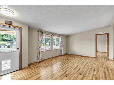 5701 NE St Johns Rd unit 4, Vancouver, WA 98661 - photo 4