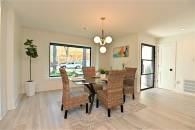 111 Plantation Rd, Houston, TX 77024 - photo 4