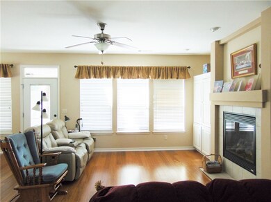 53 Highland Pkwy, Bella Vista, AR 72715 - photo 3