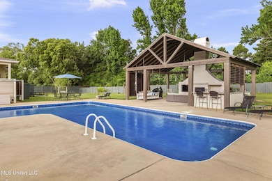 106 Wethersfield Dr, Madison, MS 39110 - photo 2