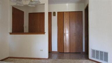 11045 S Theresa Cir unit 1B, Palos Hills, IL 60465 - photo 3