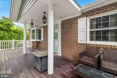 16300 Abbey Dr, Bowie, MD 20715 - photo 4