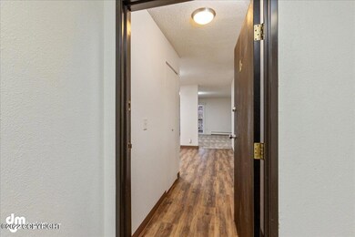 02-Entry 20220203-DW-6838