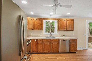 7 Dolge Ct, Oxford, MA 01540 - photo 3