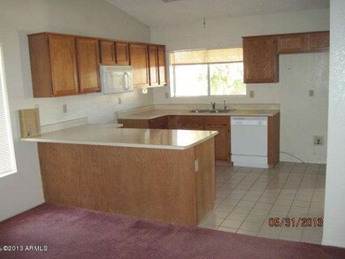 11231 N 77th Dr 008