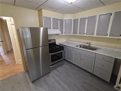 235 E Goepp St unit 2, Bethlehem, PA 18018 - photo 4