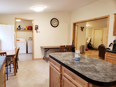 723 Summerhill Rd, Hardwick, VT 05843 - photo 7