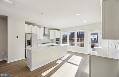 3510 Biota Ln, Laurel, MD 20724 - photo 5