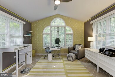 7605 Lake Glen Dr, Glenn Dale, MD 20769 - photo 7