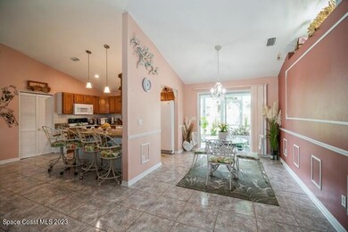 05_5337BridgeRd_2_DiningRoom_FlexMLS800x