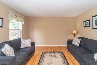 21 Clover Hill Cir, Egg Harbor Township, NJ 08234 - photo 4