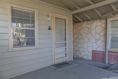 308 W Theo Ave unit 2, San Antonio, TX 78214 - photo 2