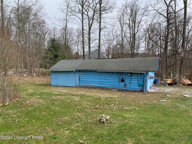 Garage/Workshop