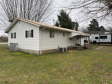 708 Old St Rt 327, Wellston, OH 45692 - photo 6