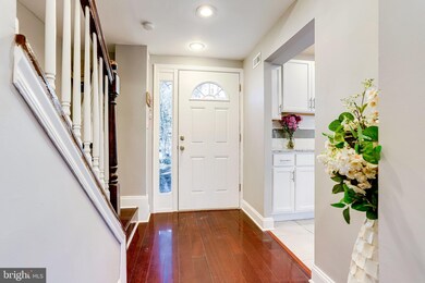 2432 Cloudcroft Square, Reston, VA 20191 - photo 7