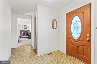 1610 Riversedge Dr, Delanco, NJ 08075 - photo 5