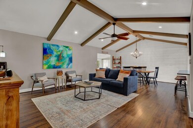 507 W Burbank St, Fredericksburg, TX 78624 - photo 3