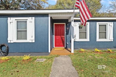 507 E Pine St, Atmore, AL 36502 - photo 2