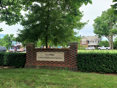 Community Garden Center