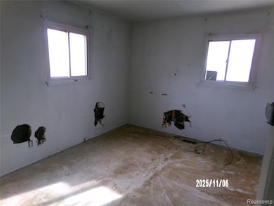 420 Pingree Ave, Flint, MI 48503 - photo 7