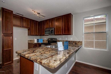 724 N Laguna Dr, Gilbert (3)