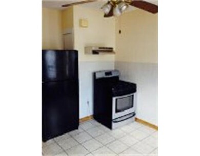 33 Clifton Ave unit 2, Everett, MA 02149 - photo 2