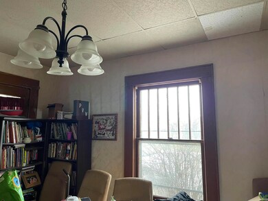 521 N Pleasant St, Portland, IN 47371 - photo 3