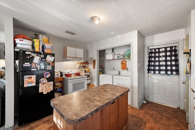 500 W Lamar St, Richland, TX 76681 - photo 5