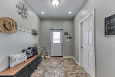 106 Patsy Lee Ct, Weatherford, TX 76087 - photo 5