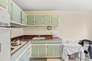 5 Wyoming Dr, Hazlet, NJ 07730 - photo 6