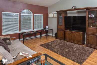 11713 Dawn Street 4 Eagle-large-008-19-L