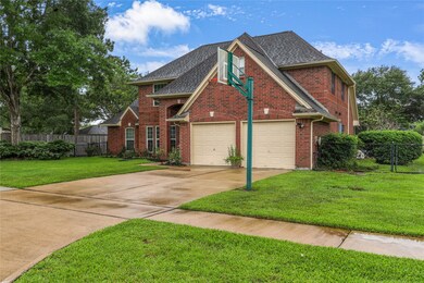 2309 Abingdon Rd, Alvin, TX 77511 - photo 4