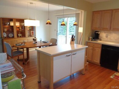 4532 Adams St, Whitehall, PA 18052 - photo 7