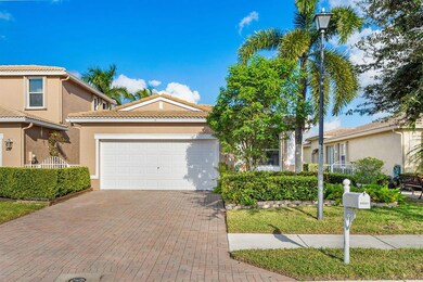 002-8581MangroveCay-WestPalmBeach-FL-sma