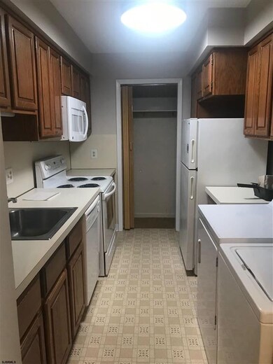 208 Vail Ct unit 208 Vail, Mays Landing, NJ 08330 - photo 4