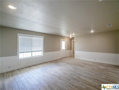 1626 Quail Run Dr, Troy, TX 76579 - photo 5