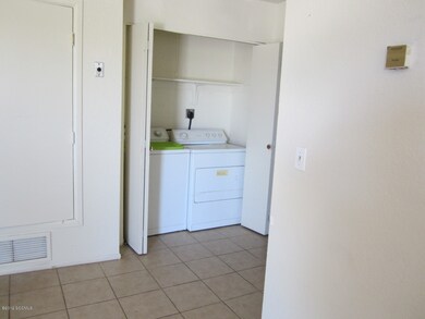 434 Circulo Cisne, Rio Rico, AZ 85648 - photo 4