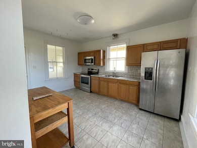 12441 Ambassador Ln, King George, VA 22485 - photo 2