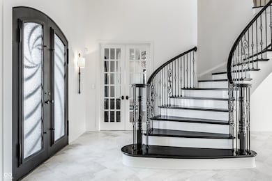 949 W 136th St, Carmel, IN 46032 - photo 2