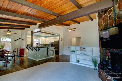 8110 E Glen Dr, Everett, WA 98203 - photo 7