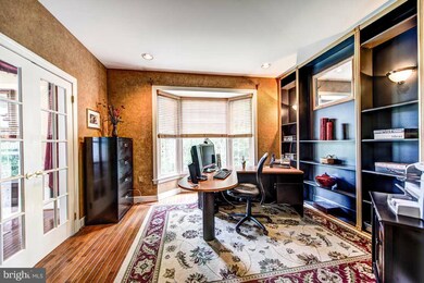 13187 Ashvale Dr, Fairfax, VA 22033 - photo 5