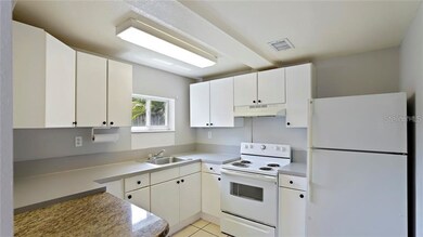 1011½ 14 St N, Saint Petersburg, FL 33705 - photo 7