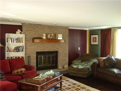 Living Room Brazillian cherry hardwood flooring ac