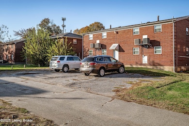 1702 Valley Forge Way, Louisville, KY 40215 - photo 4