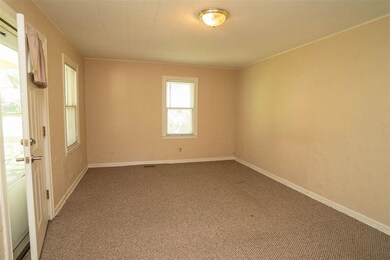 1830 SW Wayne Ave, Topeka, KS 66604 - photo 4