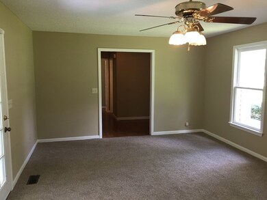 695 Fairmont Dr, Macon, GA 31210 - photo 3