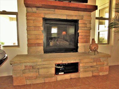 5-Gas Fireplace