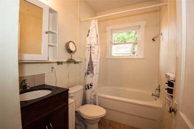 1211 King St, Houston, TX 77022 - photo 4