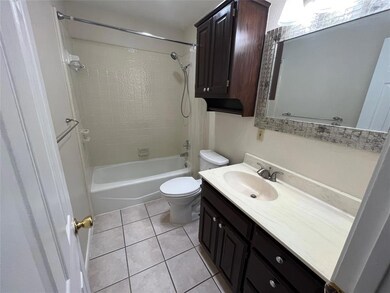 1132 Oakhurst St, Denton, TX 76210 - photo 4