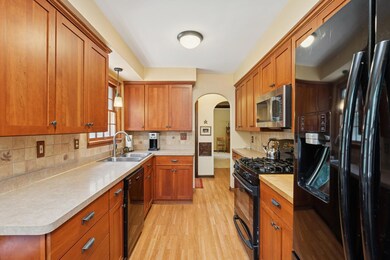 6633 Lynwood Blvd, Richfield, MN 55423 - photo 5